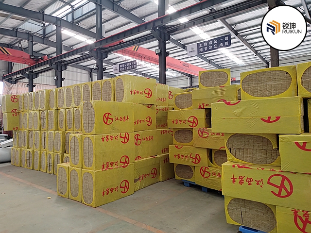 湖南凈化板廠家的巖棉凈化板有哪些優(yōu)點(diǎn)？